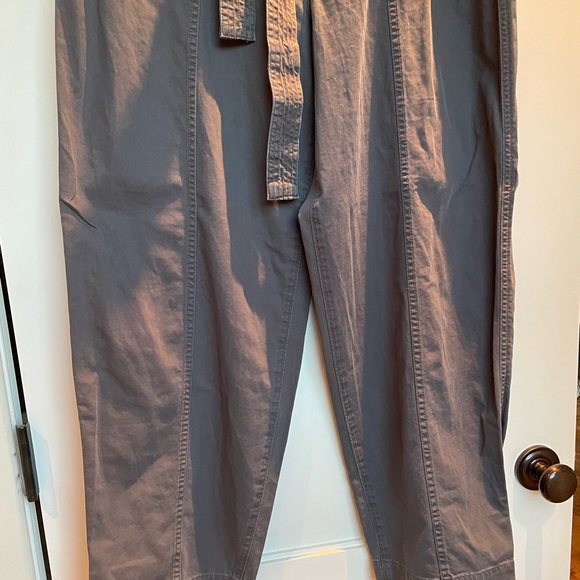 Gap gray, cropped khakis size 12 - Picture 3 of 5